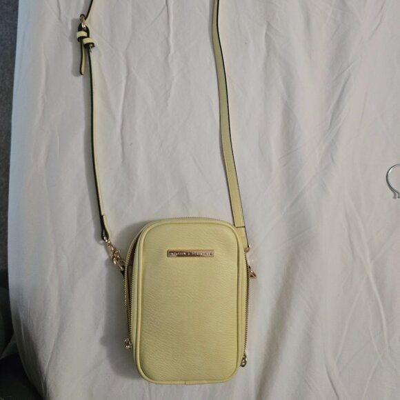 Poppy & Peonies Handbags - Poppy and Peonies Rambler Yellow Crossbody Bag